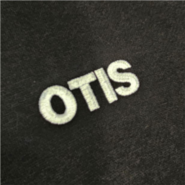 stonetech logo gestickt